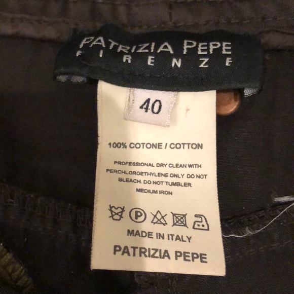 Italian Capri style pants with leather trim - Picture 2 of 3